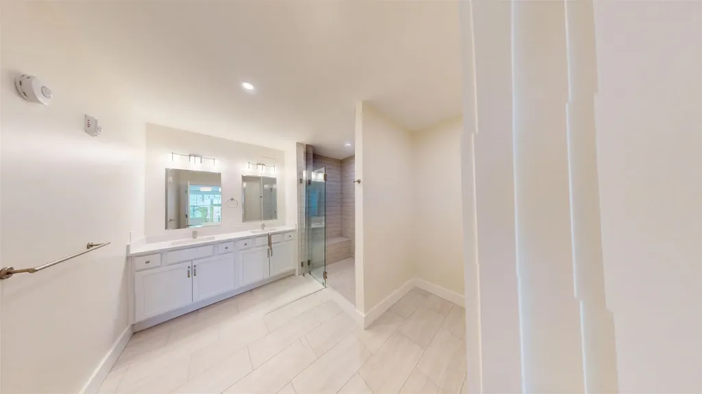 1 Longview Drive Atkinson NH 03811