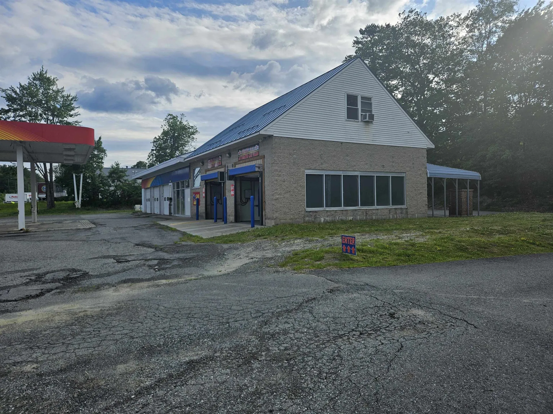 1049 North Main Street Hartford VT 05001