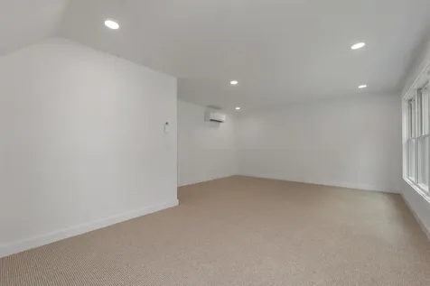 4 Hilltop Drive Holderness NH 03245