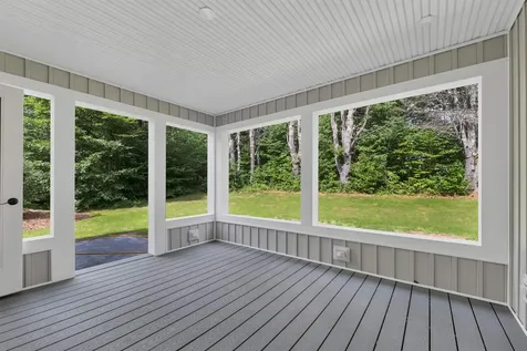 4 Hilltop Drive Holderness NH 03245