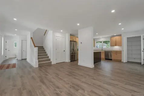 4 Hilltop Drive Holderness NH 03245