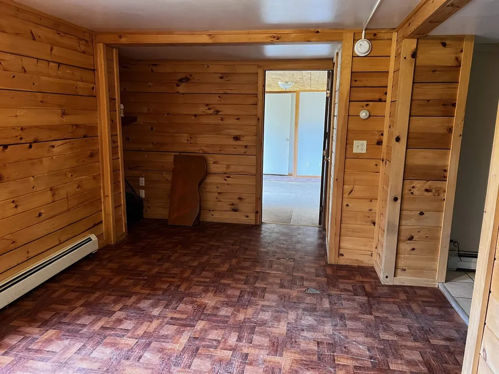 38 Nh Route 25 Plymouth NH 03864