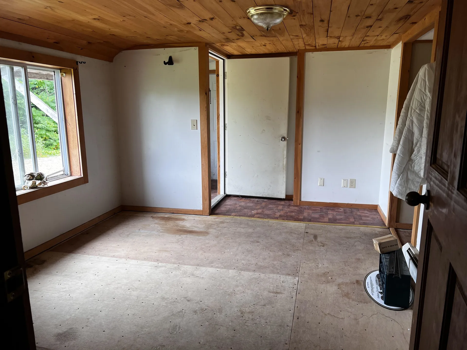 38 Nh Route 25 Plymouth NH 03864