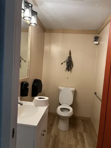 38 Nh Route 25 Plymouth NH 03864