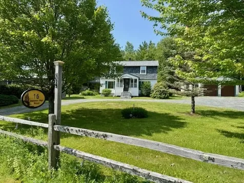 16 Hominy Pot Road New London NH 03257