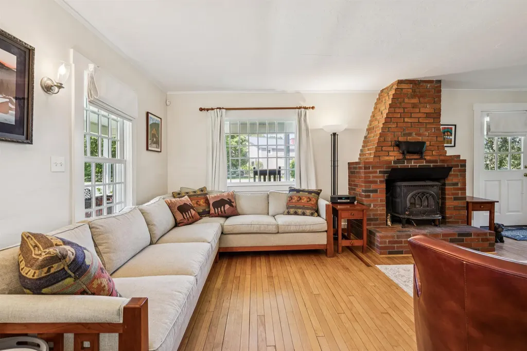 40 Pomfret Road Woodstock VT 05091