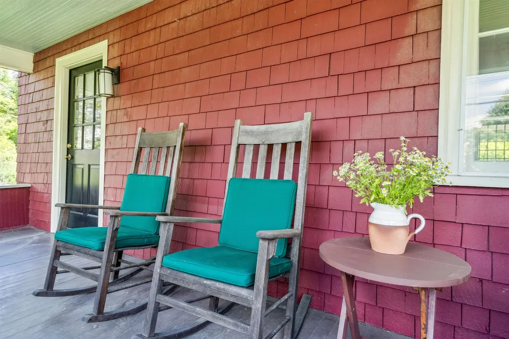 40 Pomfret Road Woodstock VT 05091