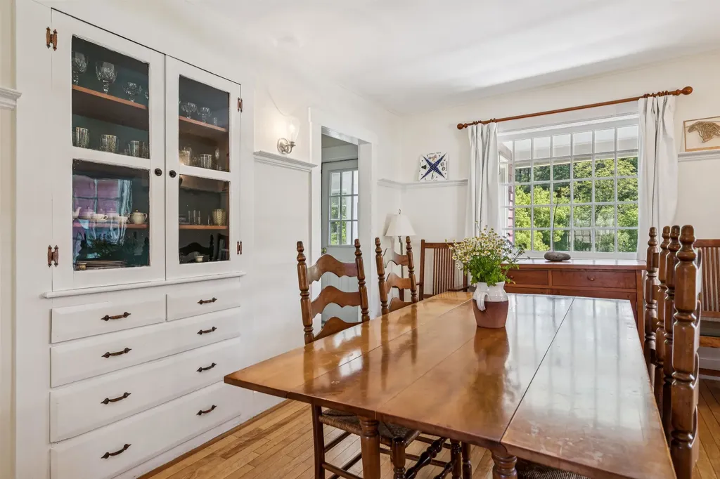 40 Pomfret Road Woodstock VT 05091