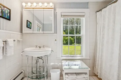 40 Pomfret Road Woodstock VT 05091