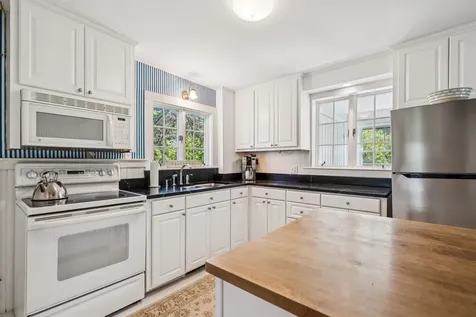 40 Pomfret Road Woodstock VT 05091