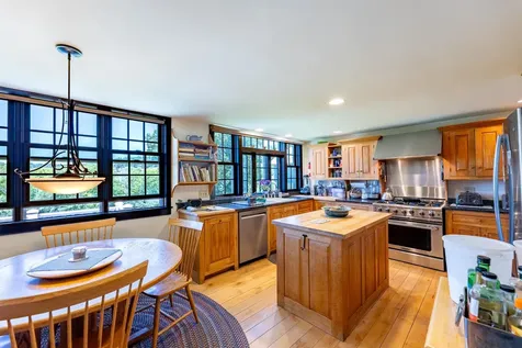 170 Joshua Road Norwich VT 05055