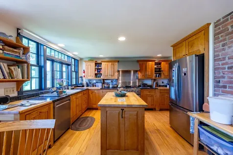 170 Joshua Road Norwich VT 05055