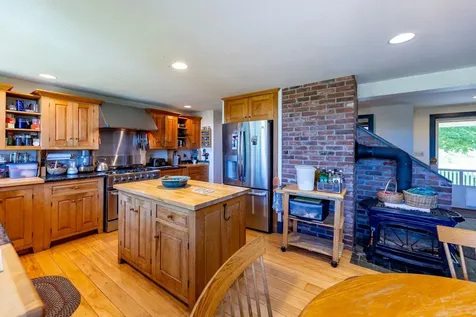 170 Joshua Road Norwich VT 05055