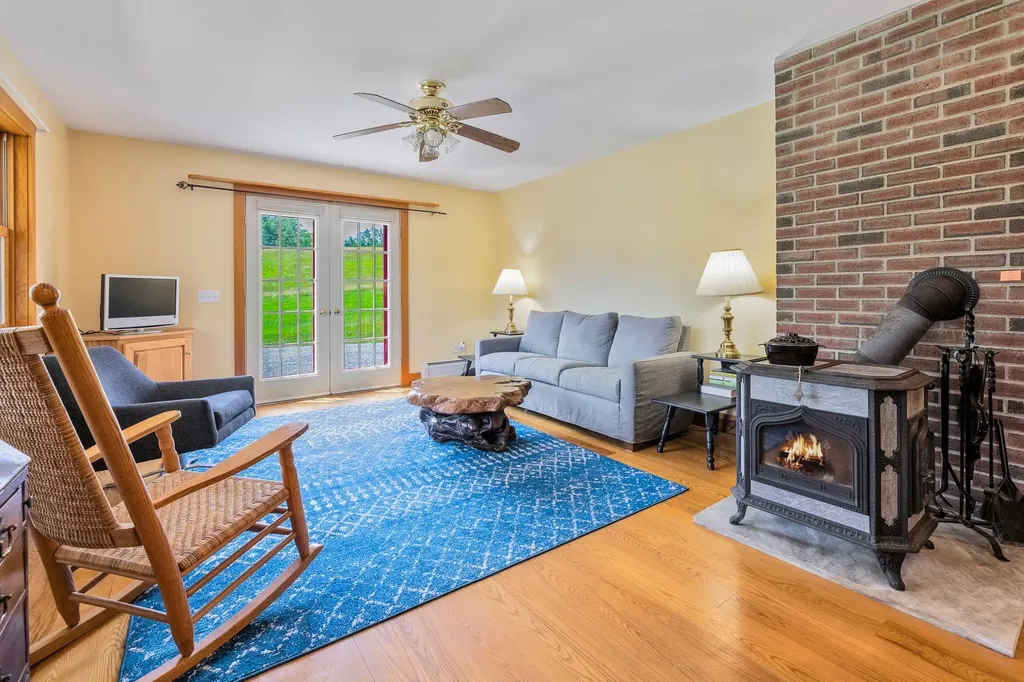 119 Bills Road Wardsboro VT 05355
