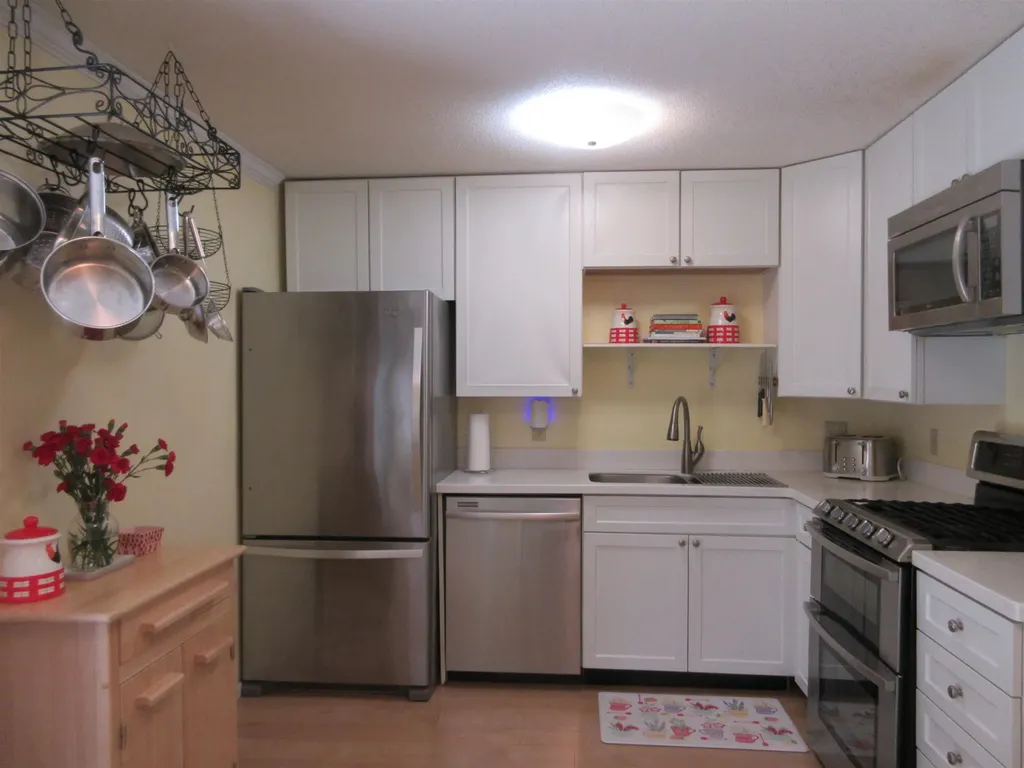 67 Morningside Commons Brattleboro VT 05301