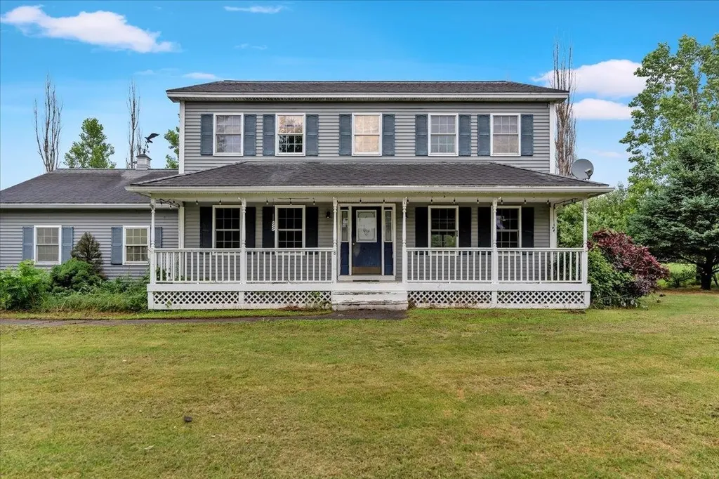 8 Finch Road Fairfax VT 05444