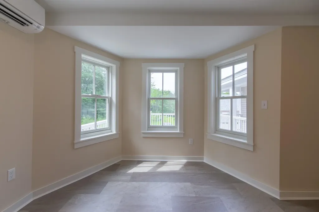 13 Mill Road Tamworth NH 03883