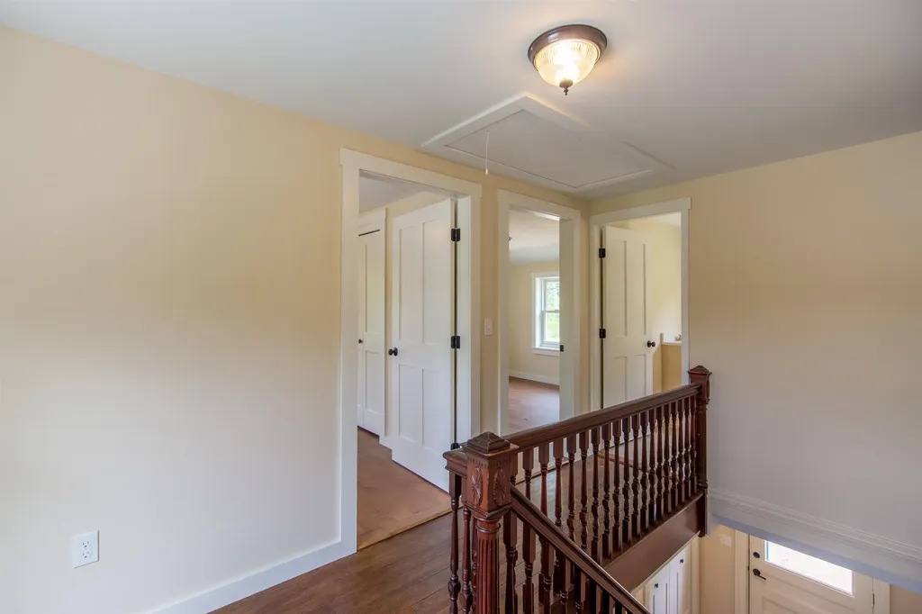 13 Mill Road Tamworth NH 03883