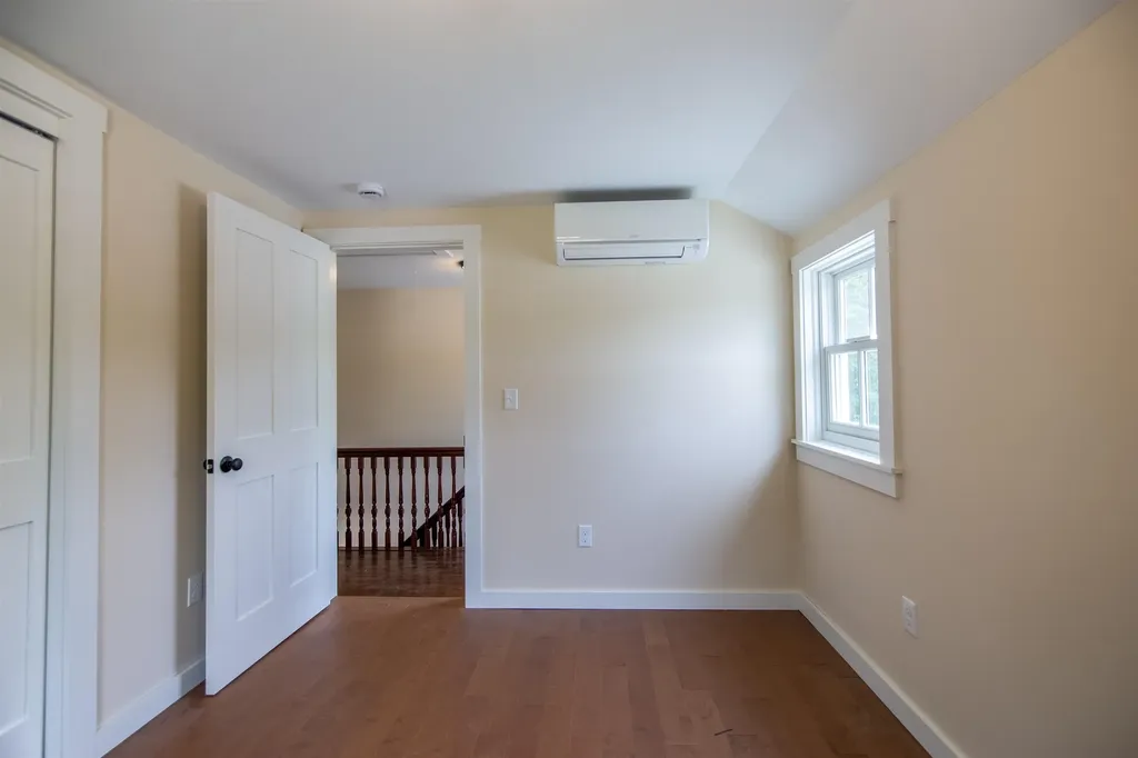 13 Mill Road Tamworth NH 03883