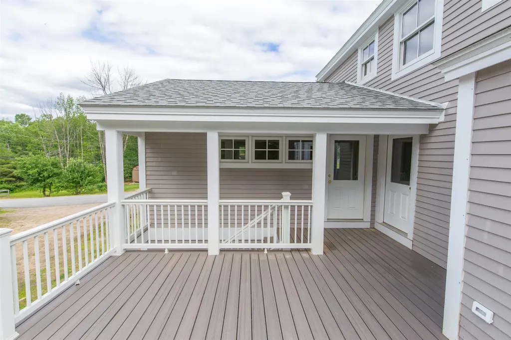 13 Mill Road Tamworth NH 03883