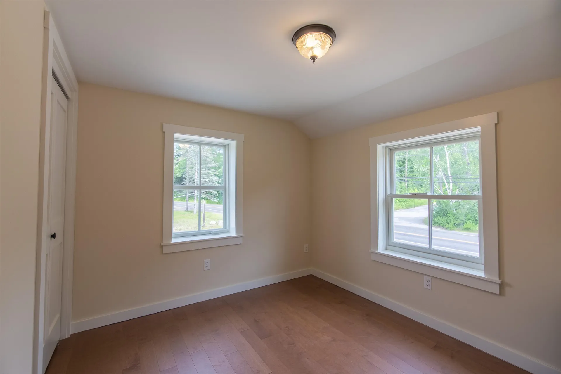 13 Mill Road Tamworth NH 03883