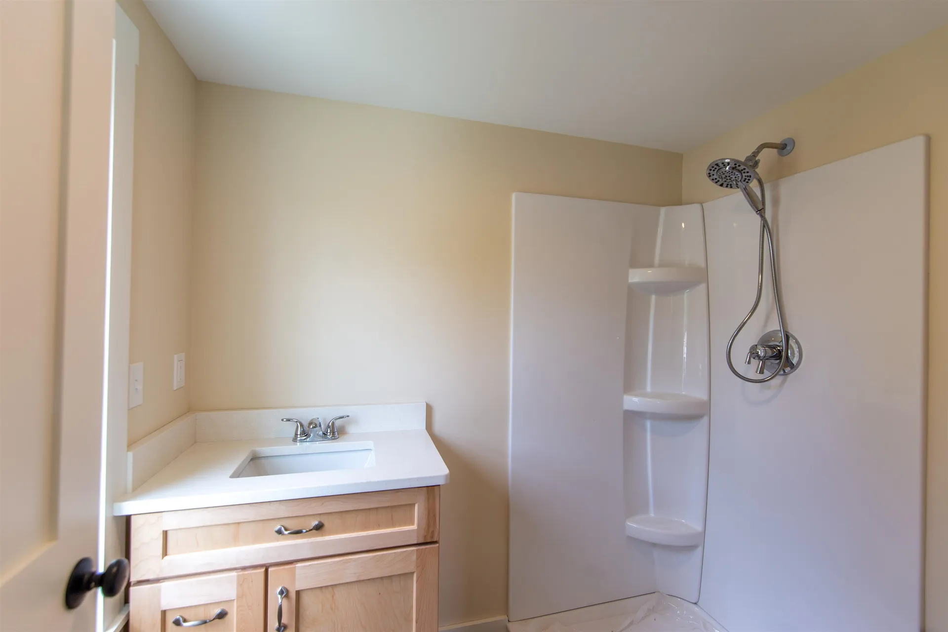 13 Mill Road Tamworth NH 03883