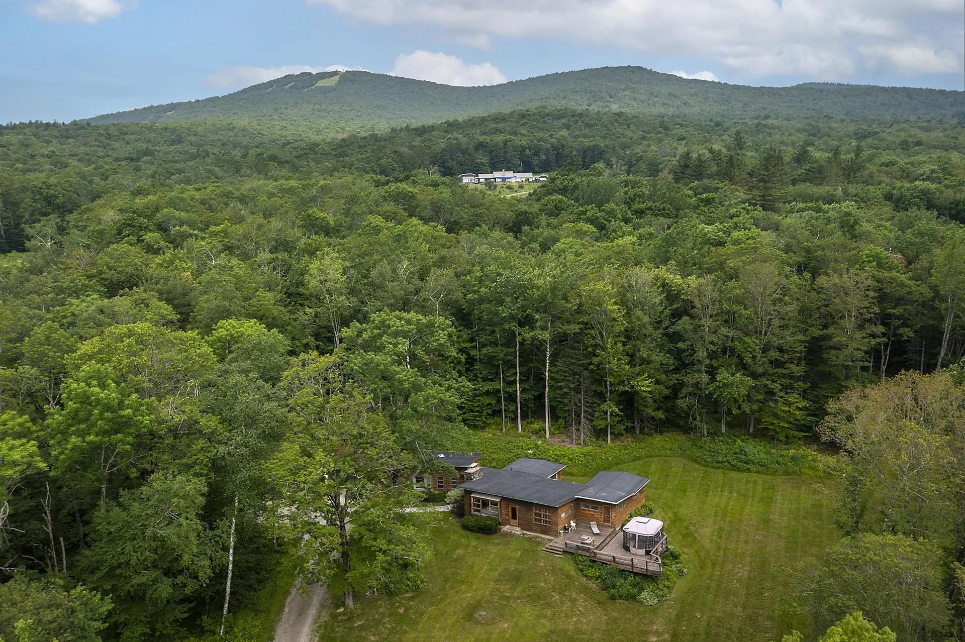 2588 Vermont Route 11 Peru VT 05152