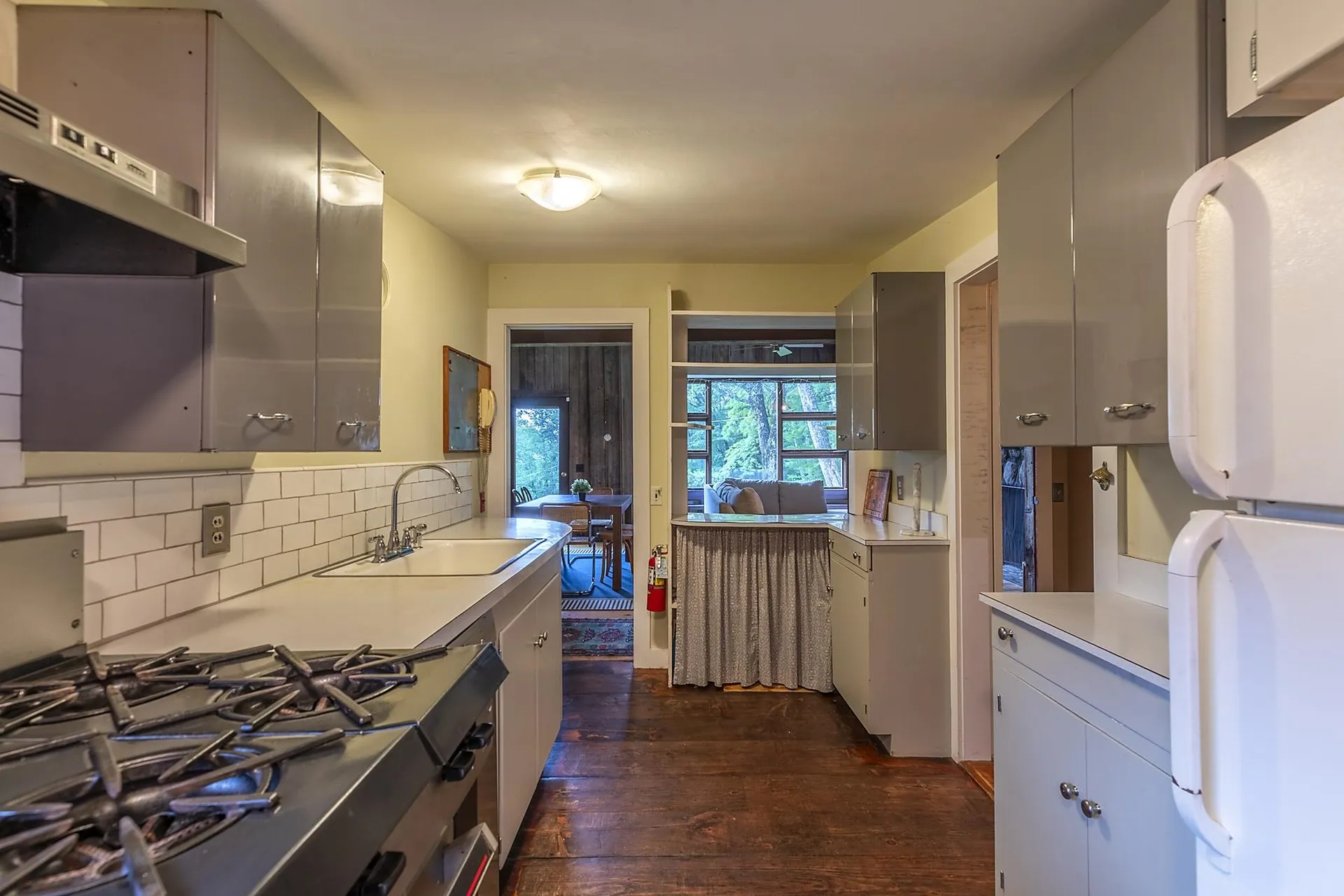 2588 Vermont Route 11 Peru VT 05152