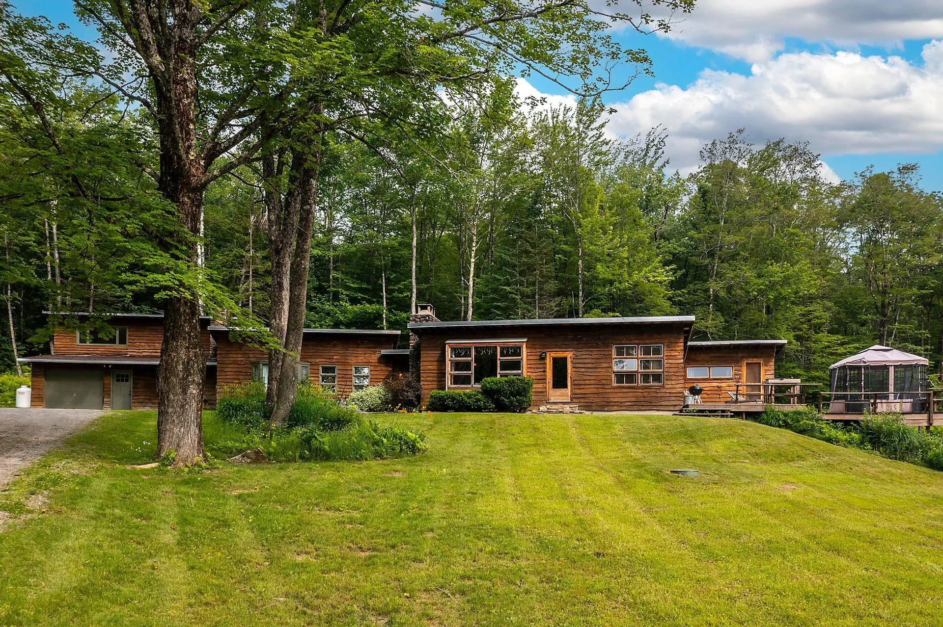 2588 Vermont Route 11 Peru VT 05152