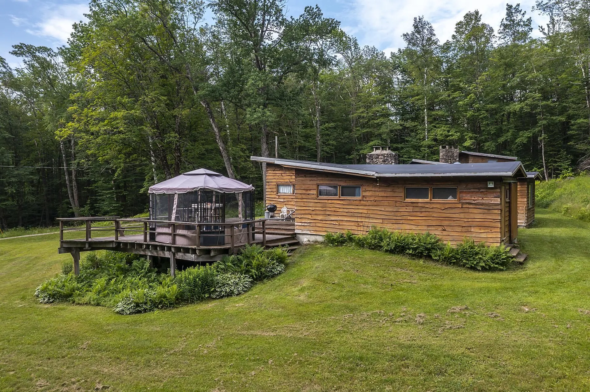 2588 Vt Route 11 Peru VT 05152