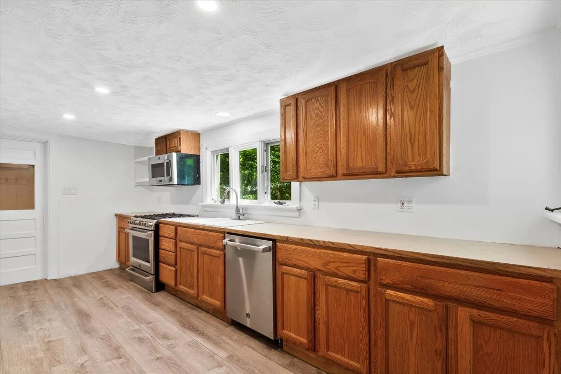 3530 Vt Route 346 Pownal VT 05261