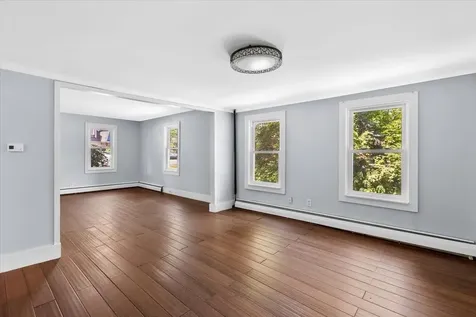 3530 Vt Route 346 Pownal VT 05261