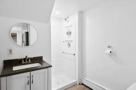 3530 Vt Route 346 Pownal VT 05261