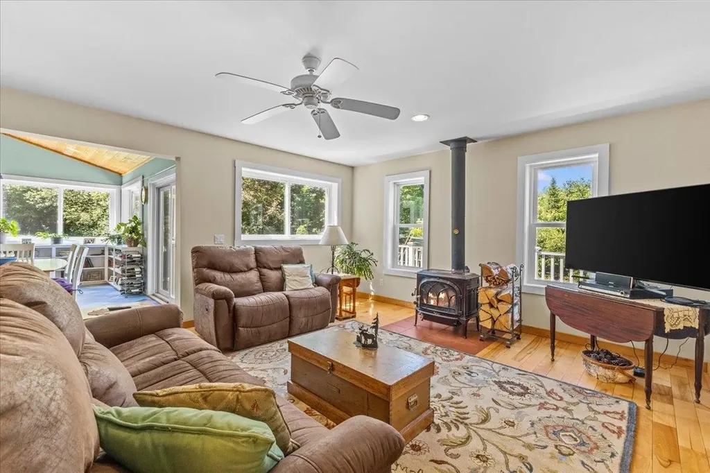 2852 Centerville Road Hyde Park VT 05655