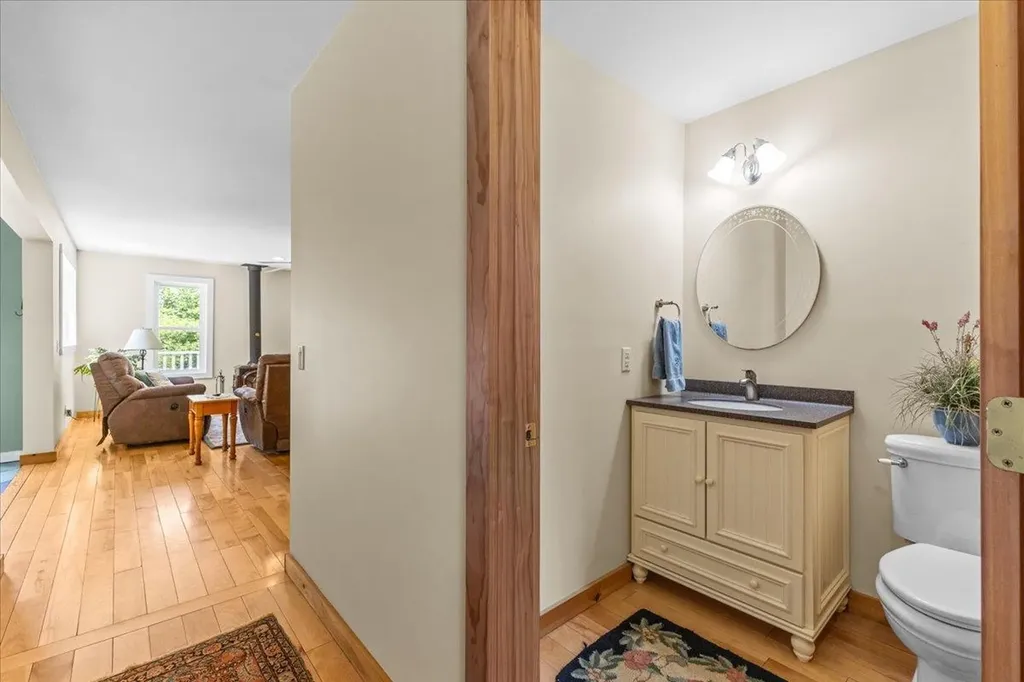 2852 Centerville Road Hyde Park VT 05655