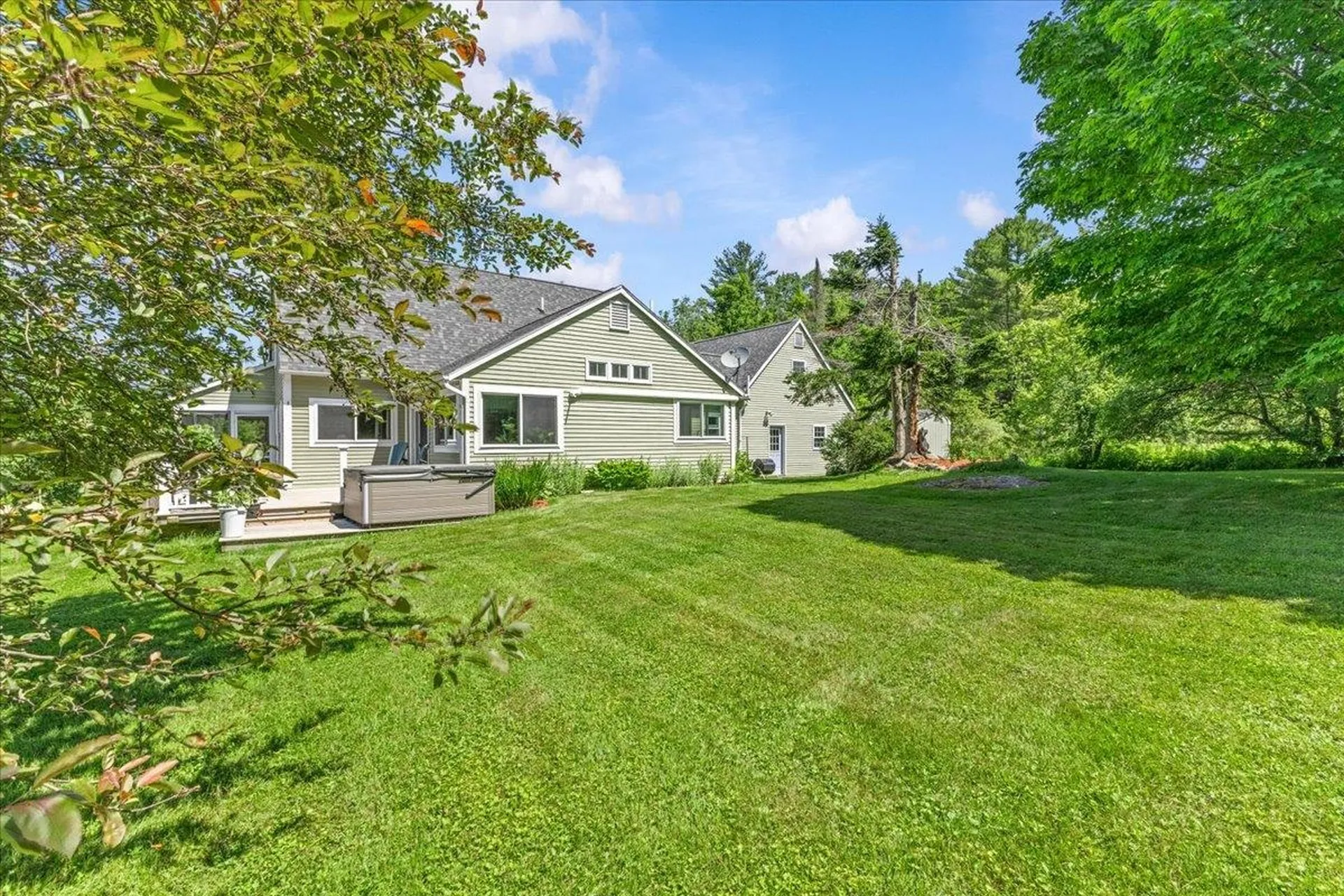 2852 Centerville Road Hyde Park VT 05655