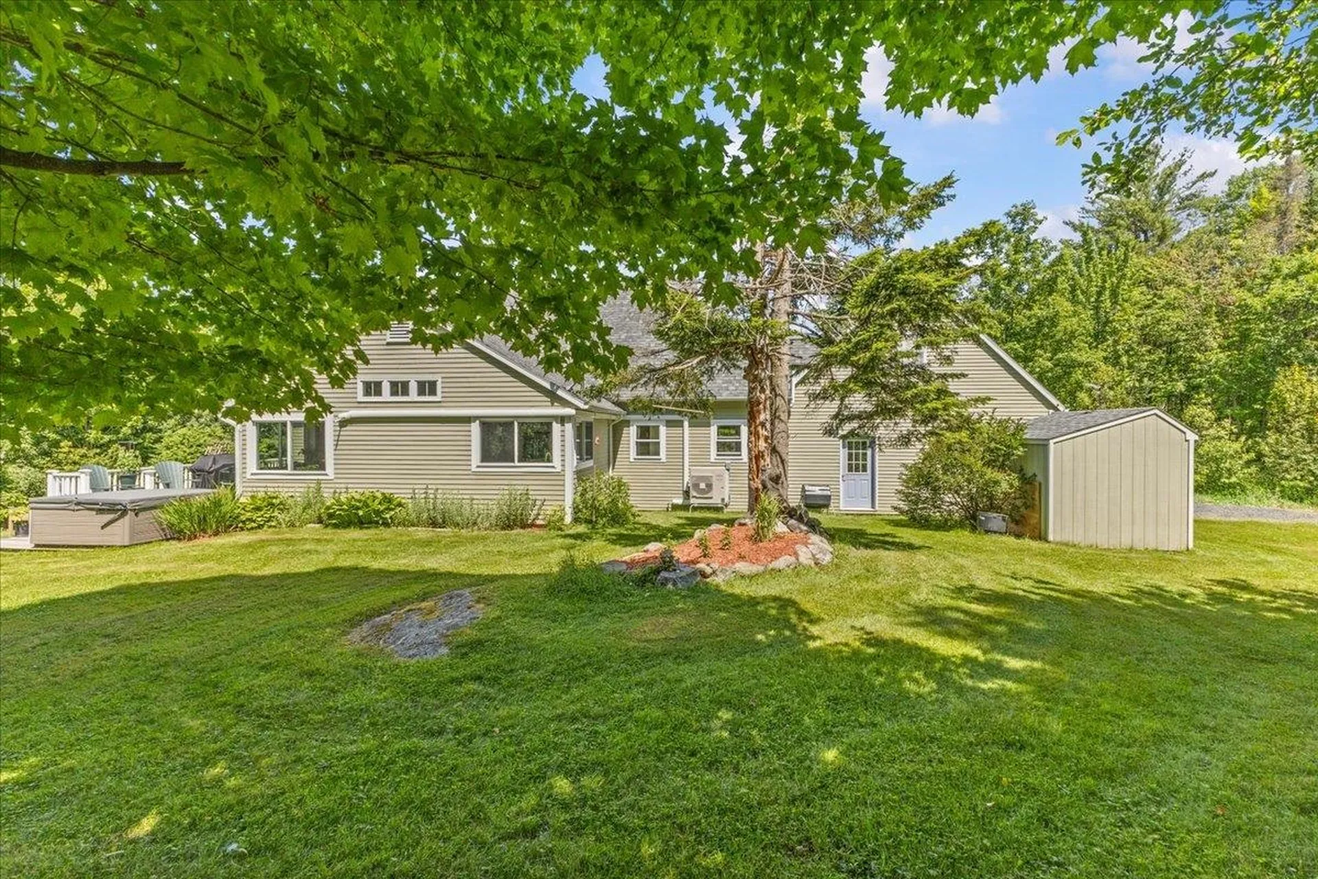 2852 Centerville Road Hyde Park VT 05655