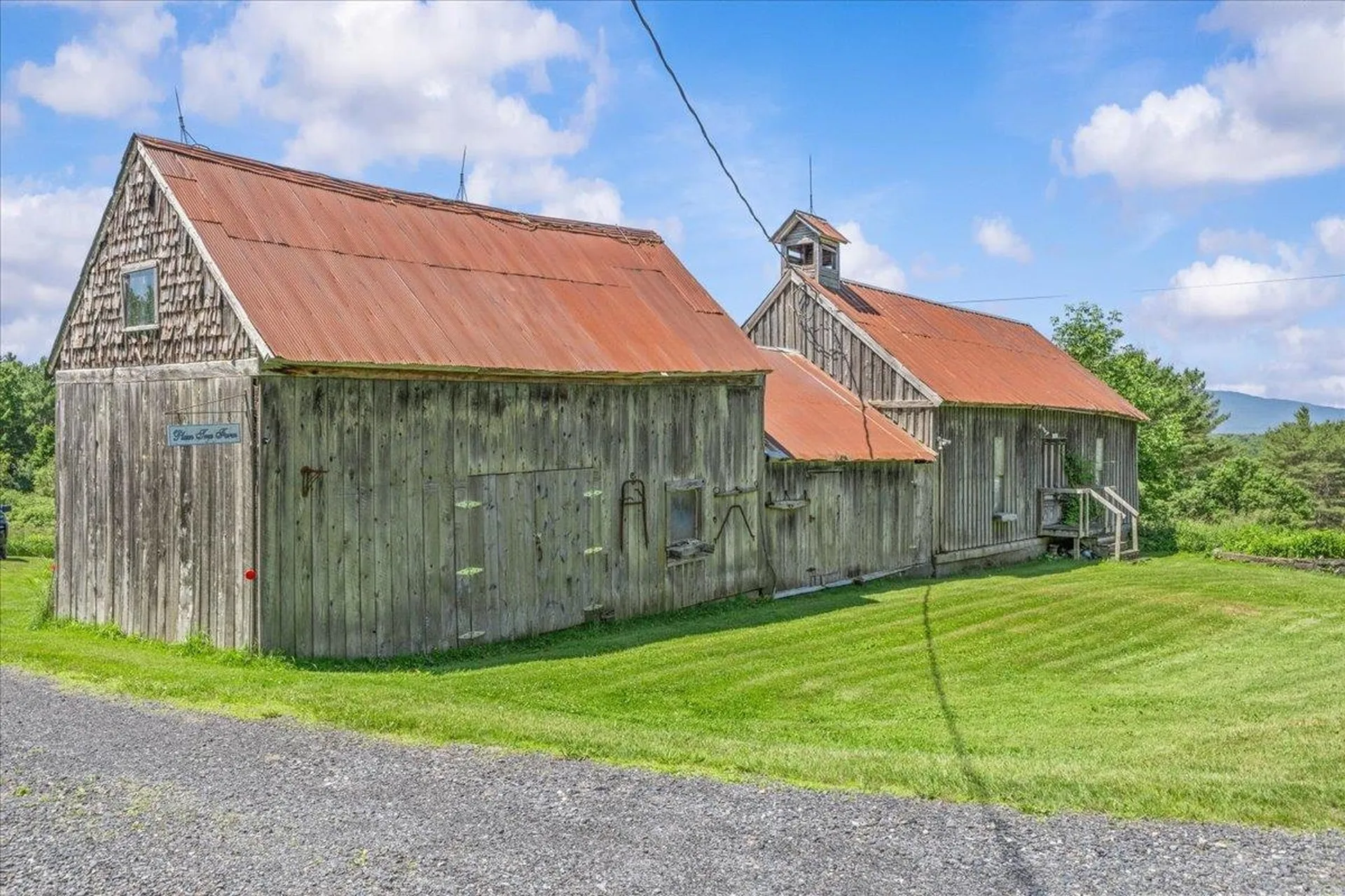 2852 Centerville Road Hyde Park VT 05655