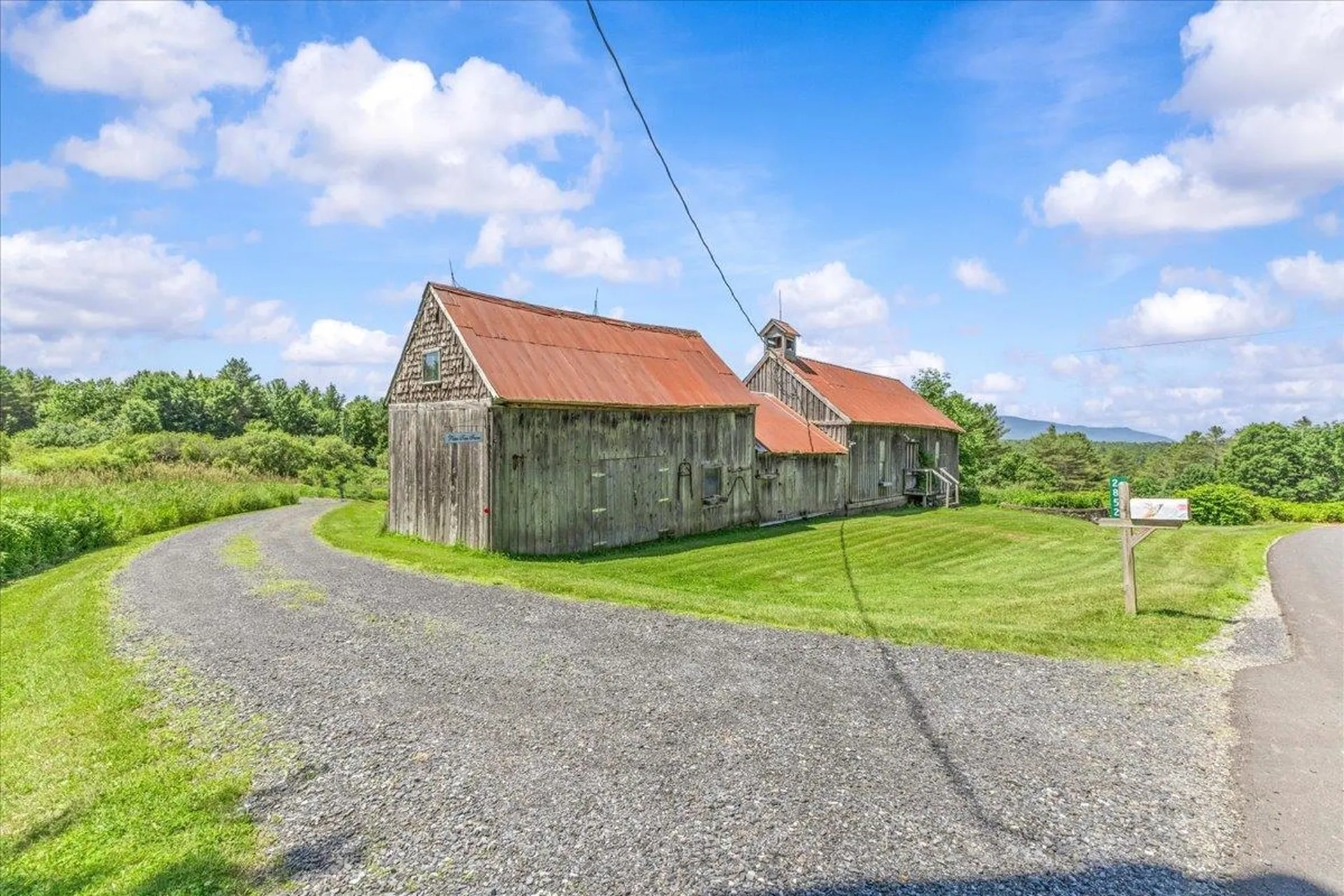 2852 Centerville Road Hyde Park VT 05655