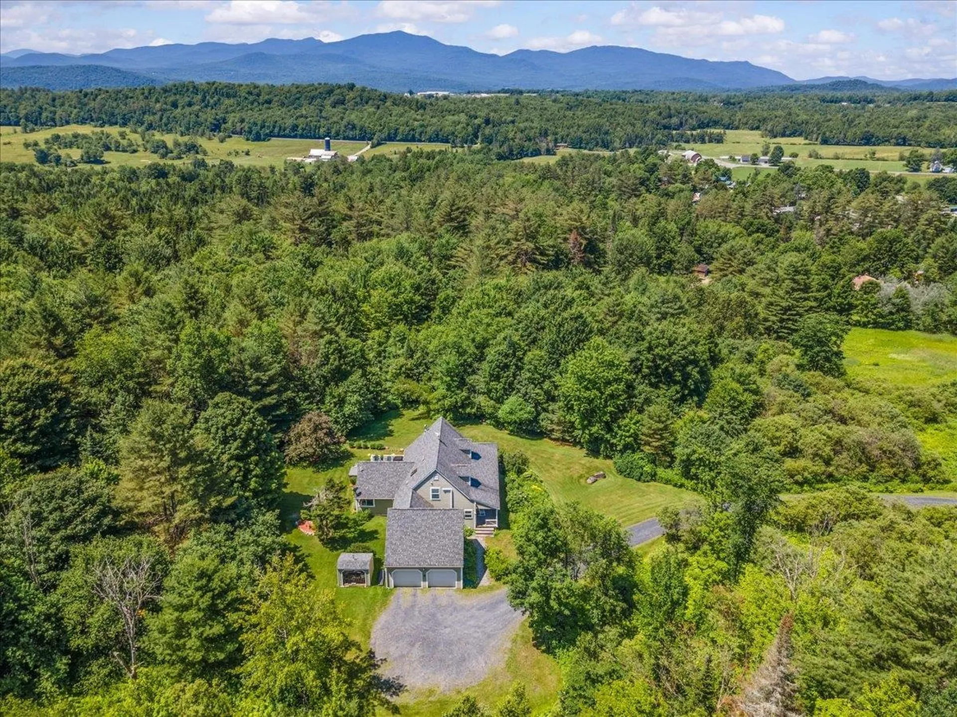 2852 Centerville Road Hyde Park VT 05655