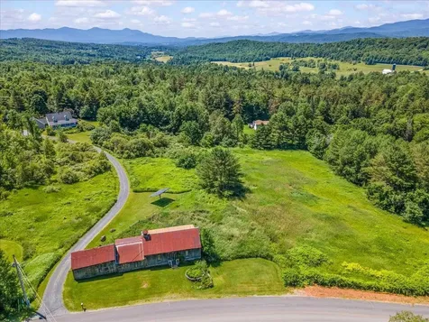 2852 Centerville Road Hyde Park VT 05655