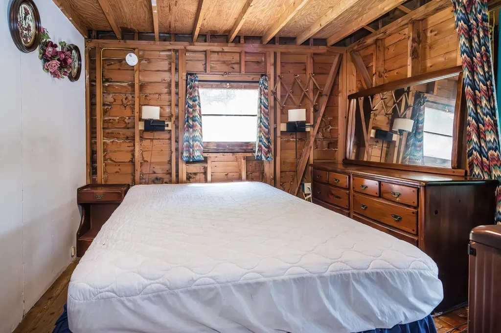 32 Elbow Road Hubbardton VT 05732