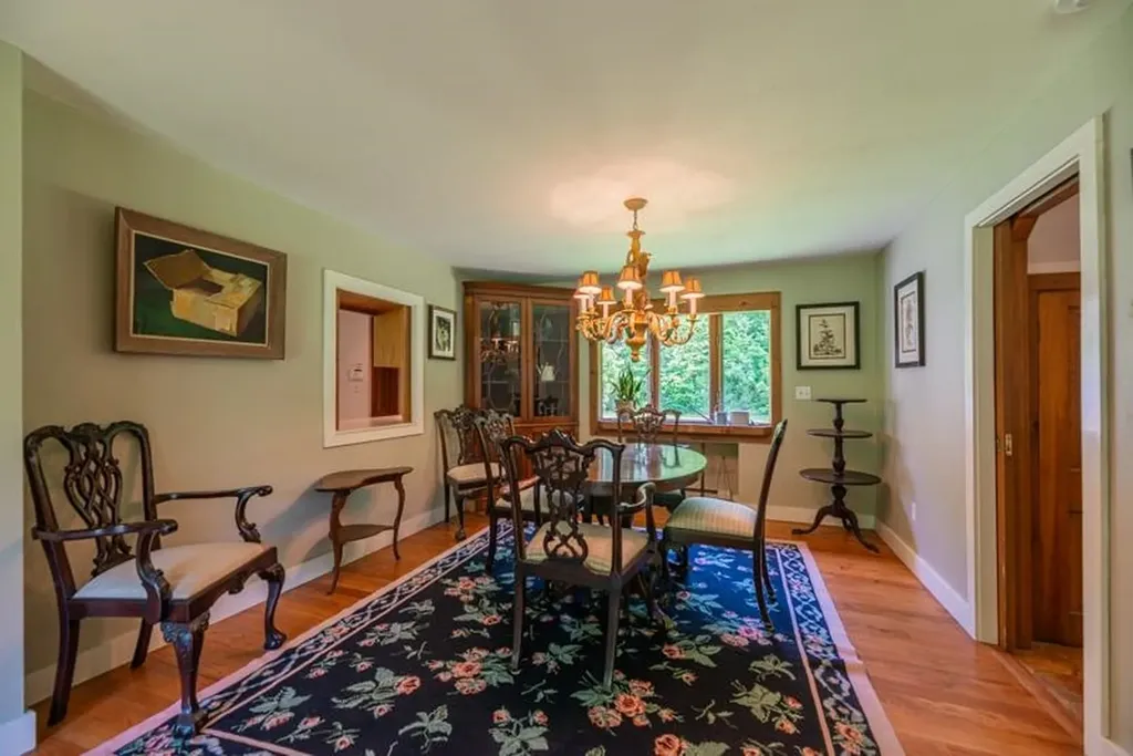 55 Uphill Road Landgrove VT 05148