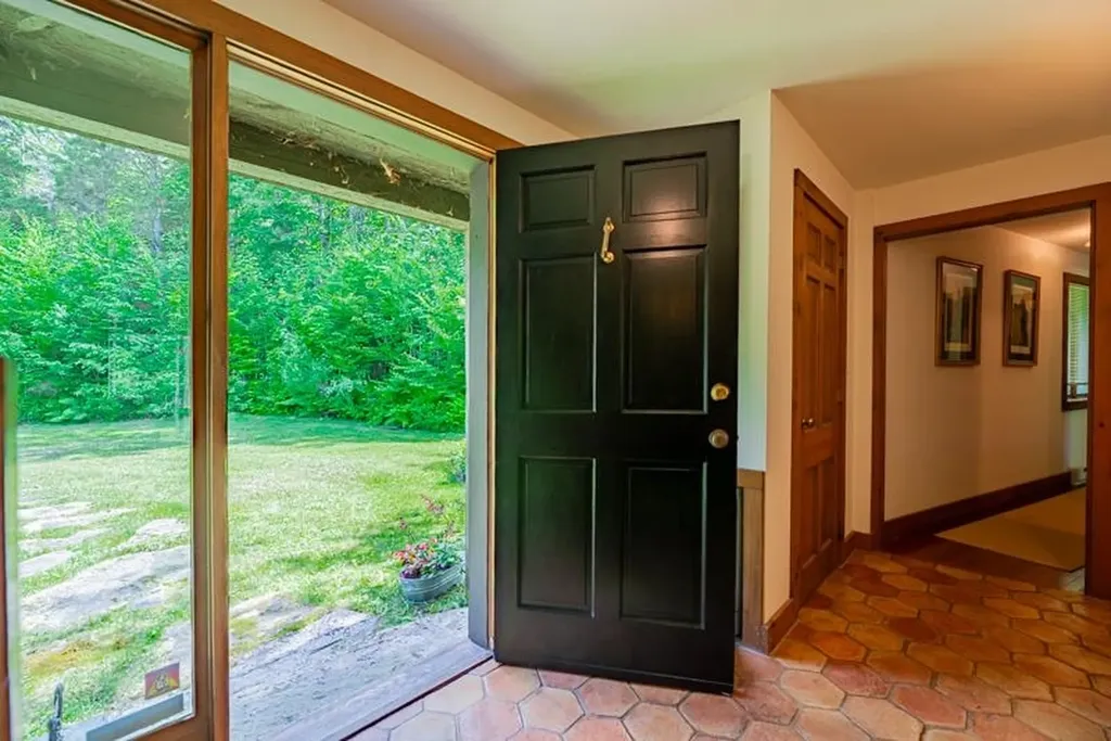 55 Uphill Road Landgrove VT 05148