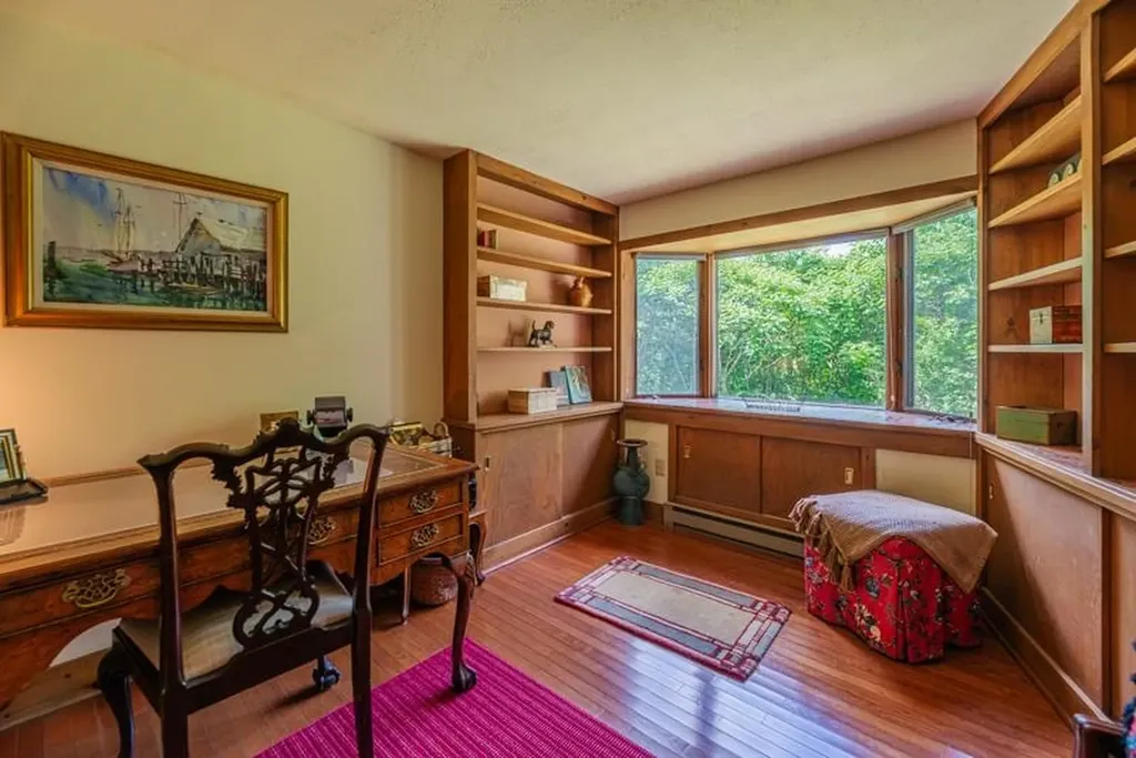 55 Uphill Road Landgrove VT 05148