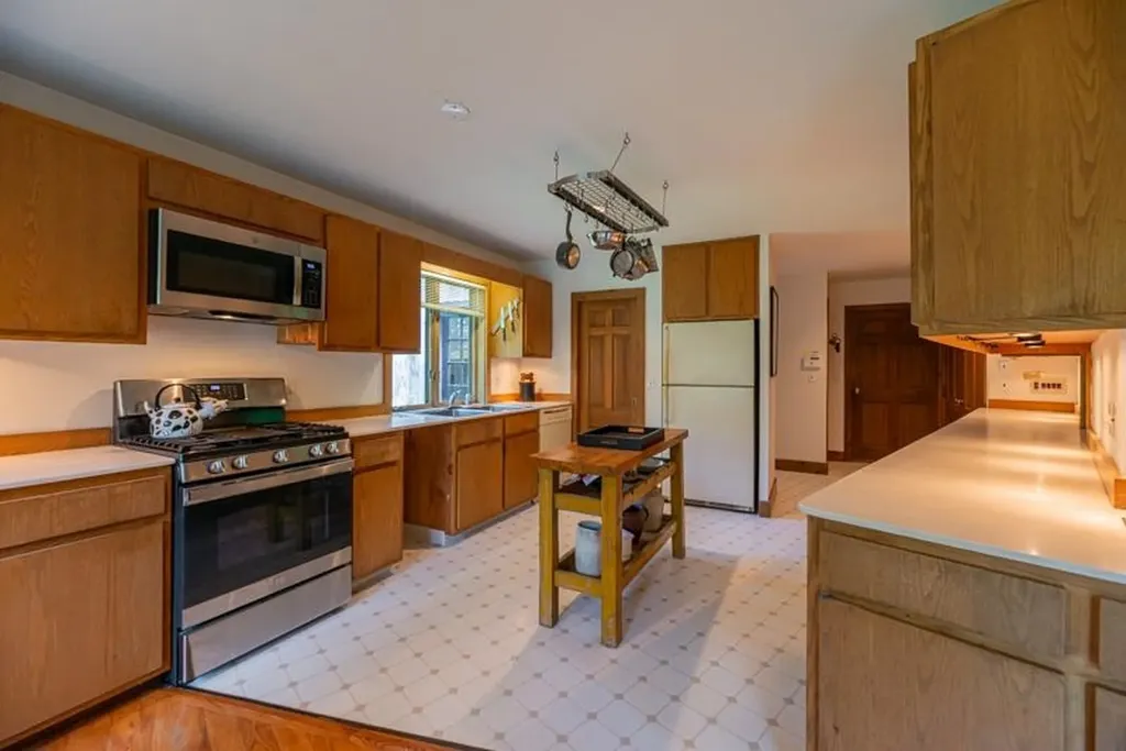 55 Uphill Road Landgrove VT 05148