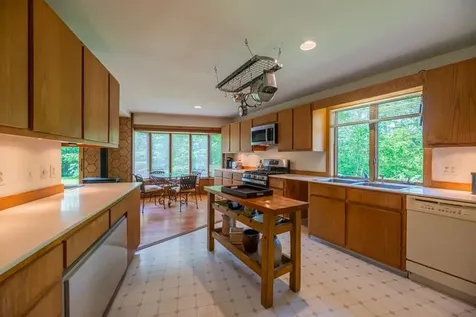 55 Uphill Road Landgrove VT 05148