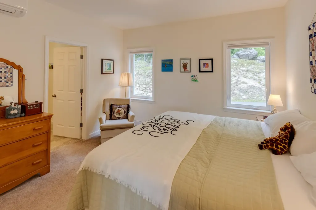 11 Sebec Road Holderness NH 03245