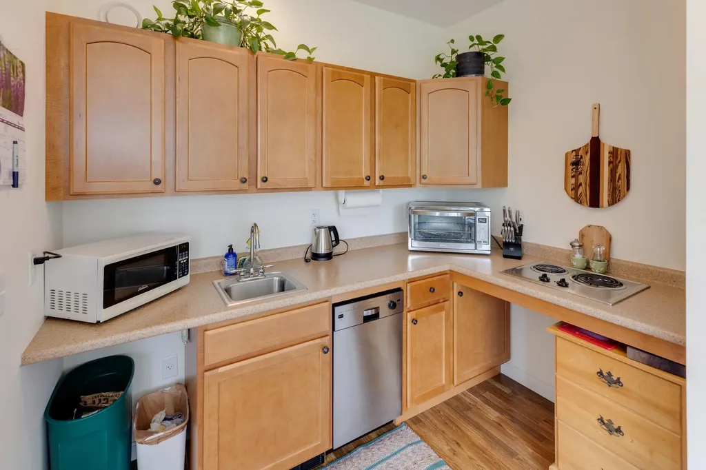 11 Sebec Road Holderness NH 03245