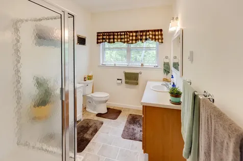 11 Sebec Road Holderness NH 03245